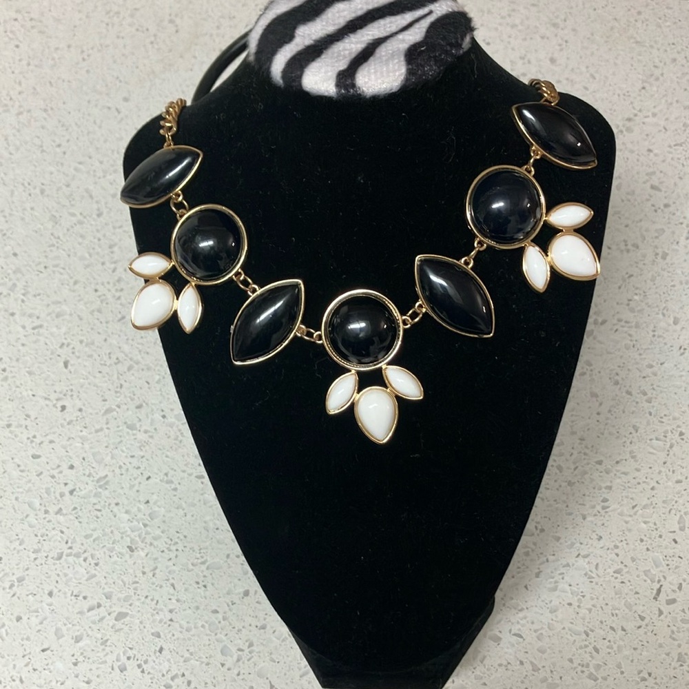 Black White and Gold‎ Statement Necklace in excellent condition